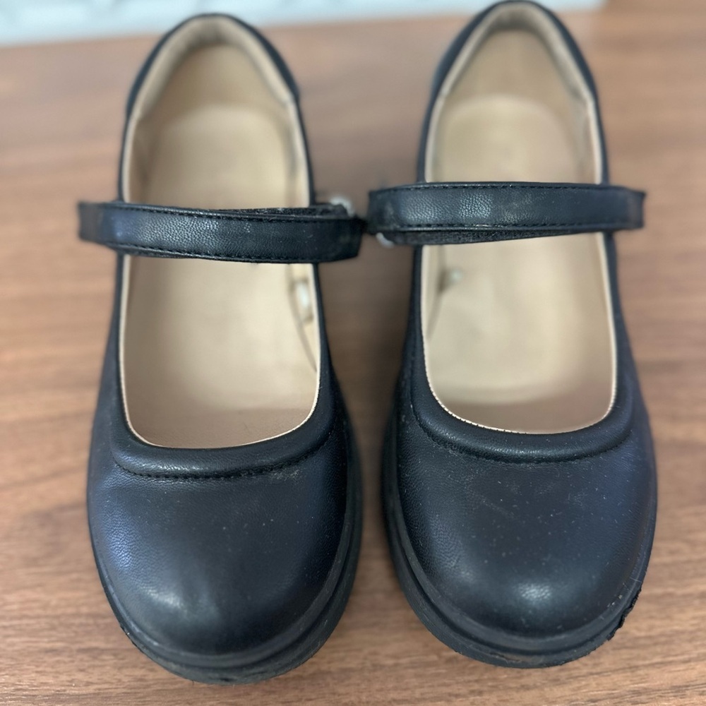 Childrens Place Black Dress Uniform Shoes Size YOUTH 1 - Picture 1 of 5